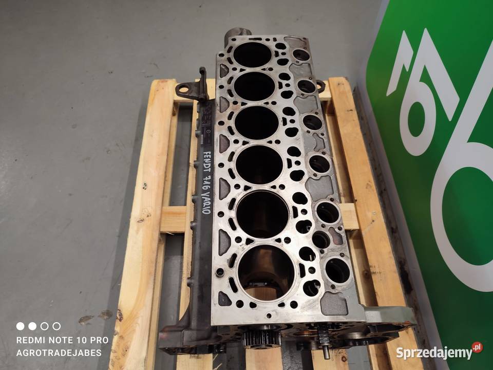 Słupek silnika Fendt 716 Vario sprzedam
