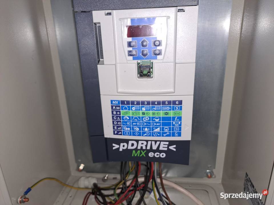 Zakręcarka do butelek AVE OFFICINE 8T Stary Sącz