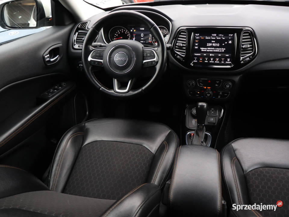 Jeep Compass 14 MultiAir światła LED dolnośląskie Bielany Wrocławskie