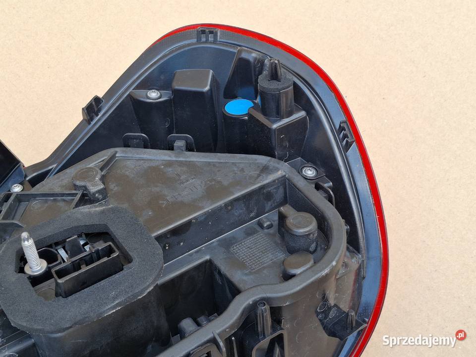 CITROEN C3 III LAMPA LEWY TYŁ LEWA TYLNA sprzedam