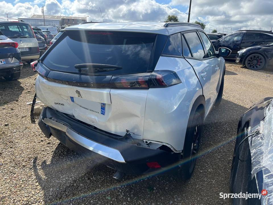 PEUGEOT 2008 II 15 BlueHDi 130 Roadtrip EAT8 Wrocław