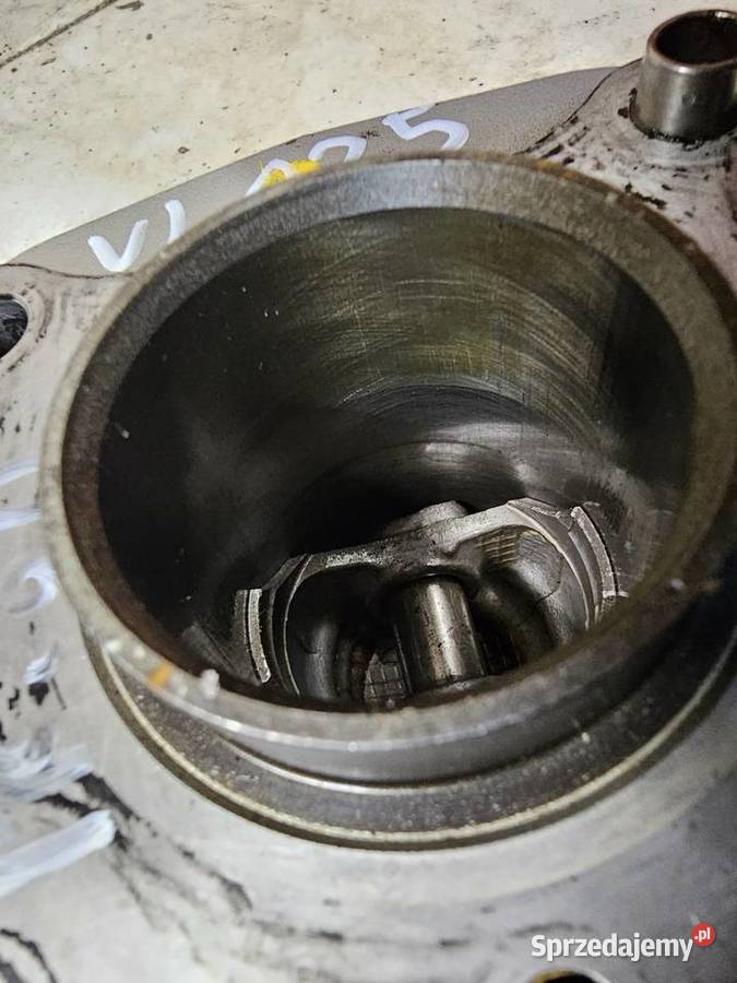 Suzuki vl 125 Intruder cylinder cylindry tłok Jelenia Góra sprzedam
