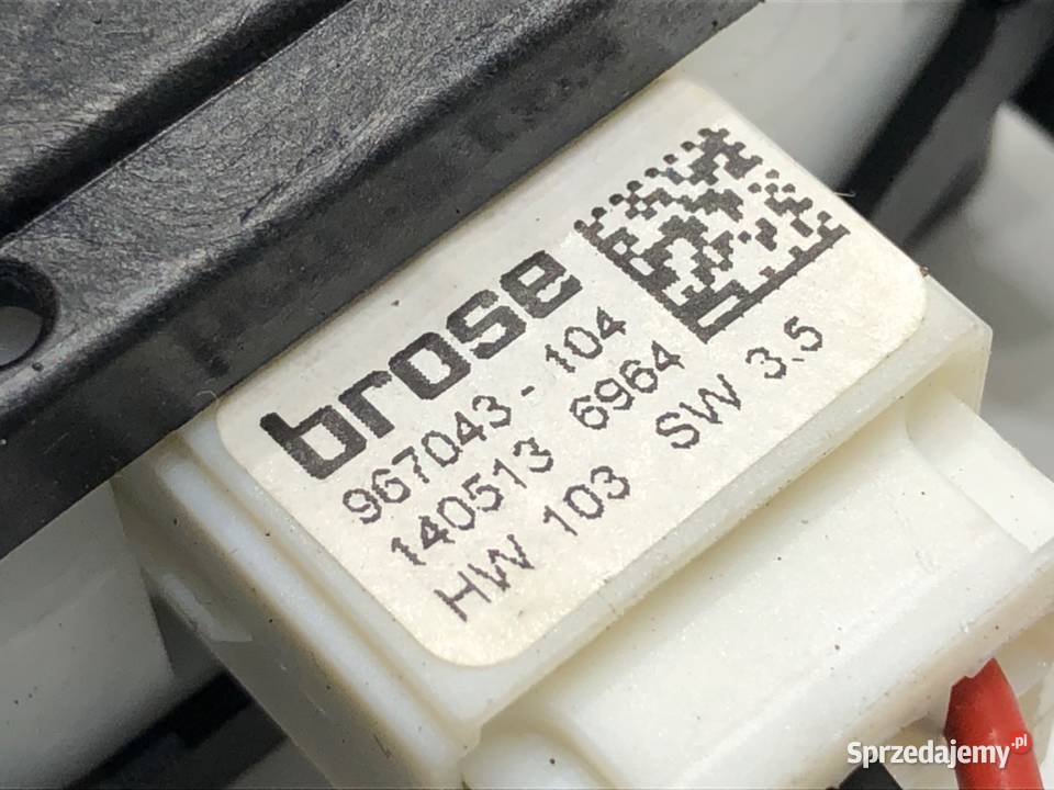 DOCIĄG KLAPY TYŁ BMW F16 7318696 30 258 1419 osobowe