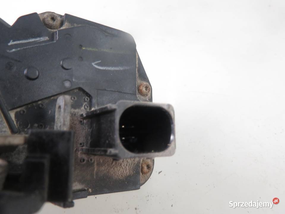 ZAMEK PRAWY TYLNY HUMMER H2 R15816391 osobowe Zamki, wkładki i kluczyki