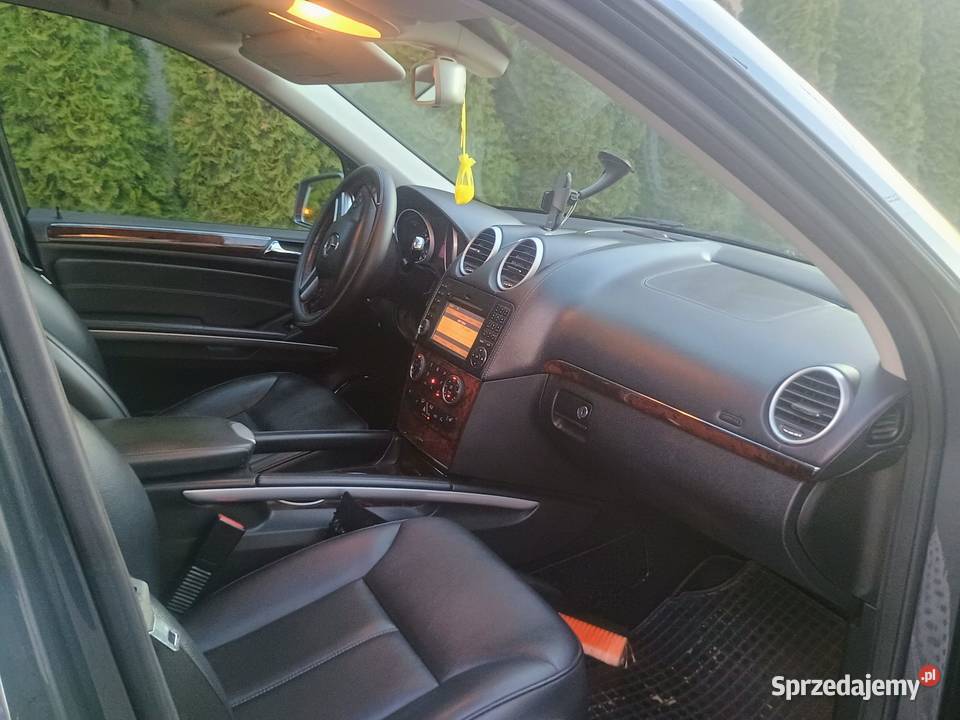 Sprzedam Mercedesa GL450 4MATIC z 2011 roku