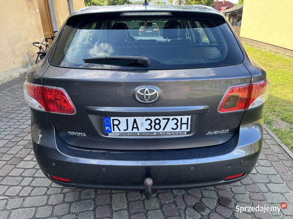 Toyota Avrndis T27 20D 126 koni 126KM podkarpackie Radymno sprzedam