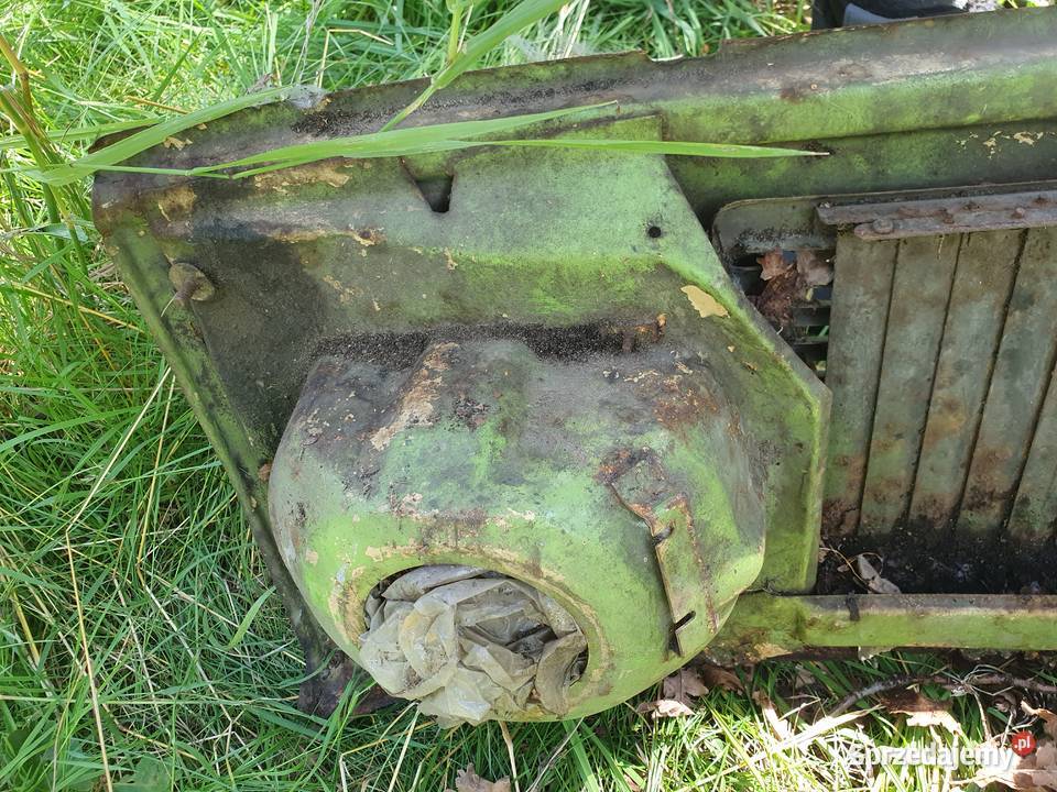 Front pas przedni zielony ze światłami grill Atrapy Warszawa