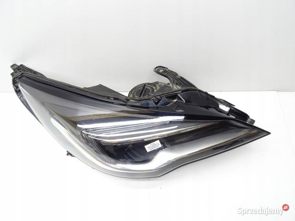 LAMPA REFLEKTOR PRAWA PRAWY PRZÓD PRZEDNIA OPEL