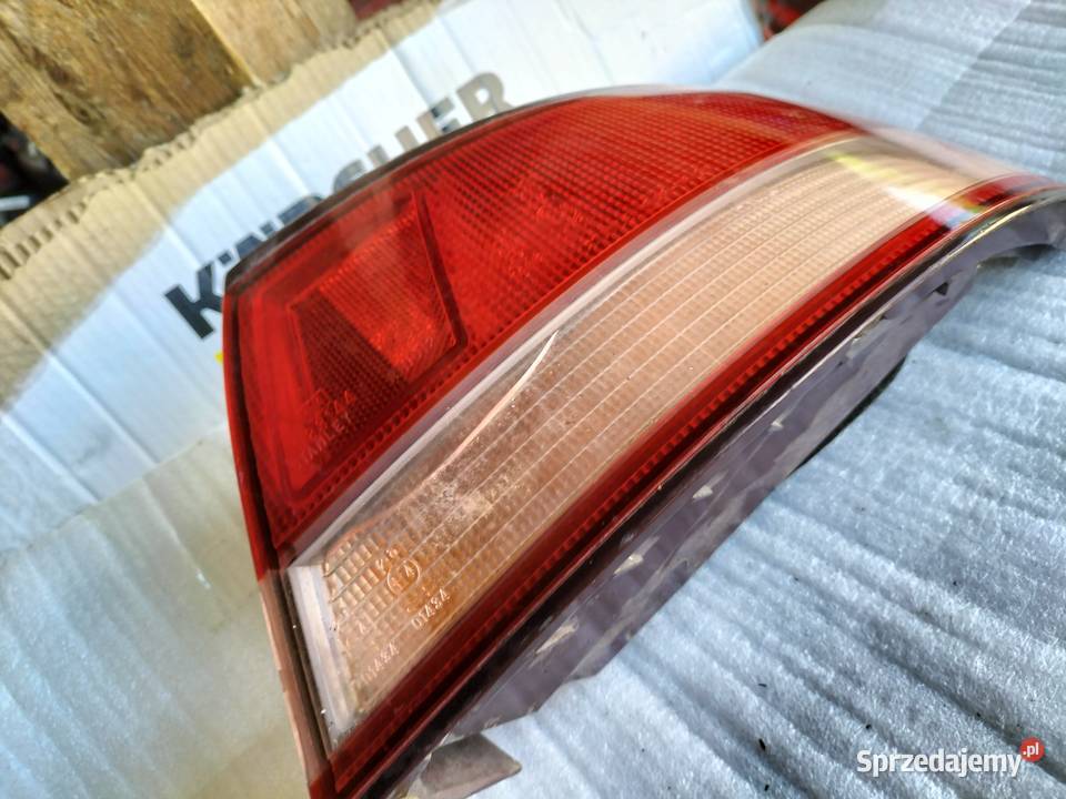 Mitsubishi Galant lampa tył prawa 0431612 Kamień-Kolonia