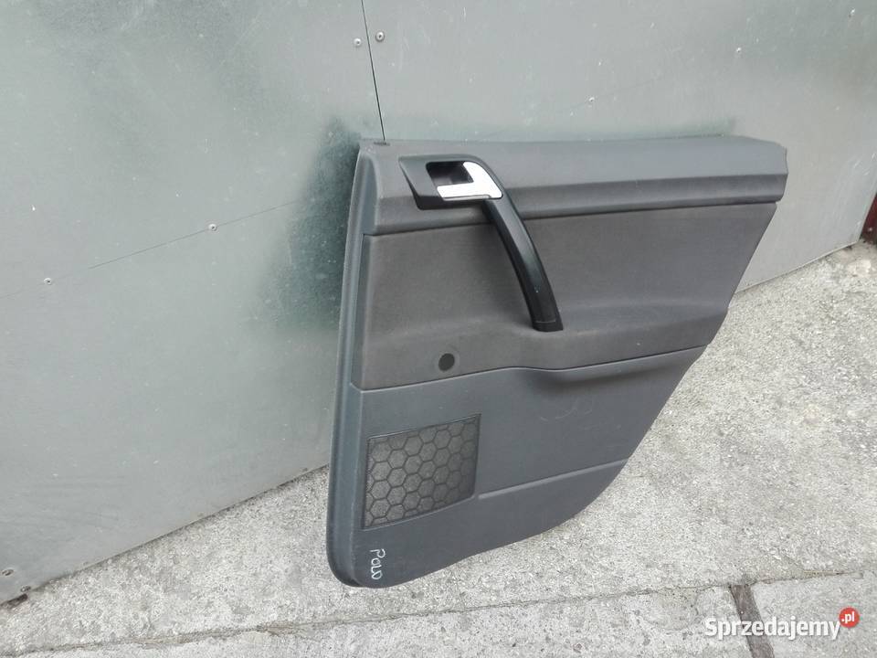 Vw polo 9n tapicerka drzwi lewy tył 2007r Rok produkcji 2007 Ryki