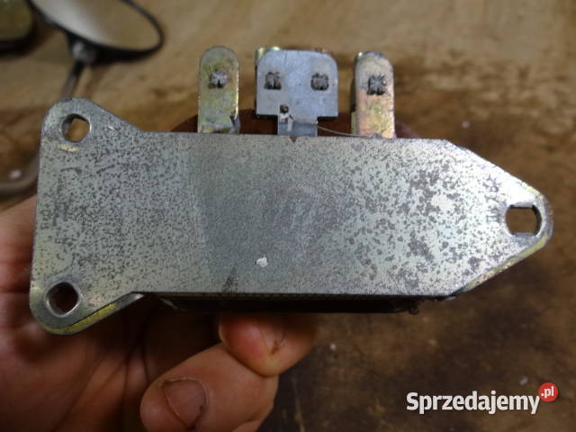 regulator napięcia 6v 220w Wartburg Trabant IFA lubuskie Żary