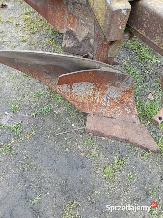 Pług 5 skibowy Unia Grudziądz Pługi Kutno