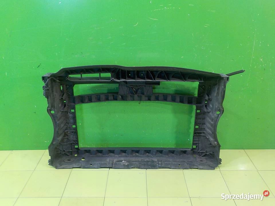 VW GOLF VI 14 TFSI 09r HB 5D pas przedni sprzedam