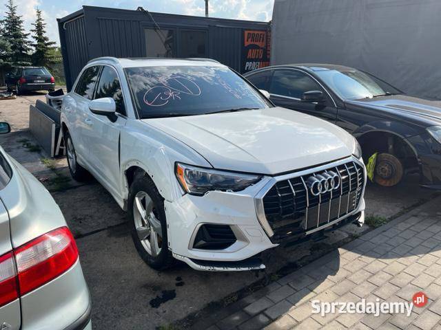 Audi q3 45tfsi Premium S line quattro virtual