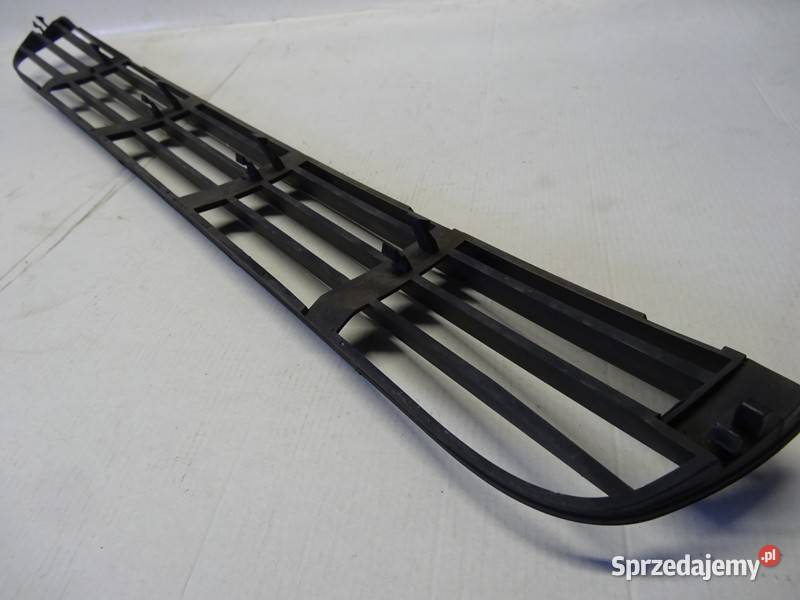 AUDI A8 D2 9499 KRATKA ATRAPA GRILL ZDERZAKA osobowe Przemęt sprzedam