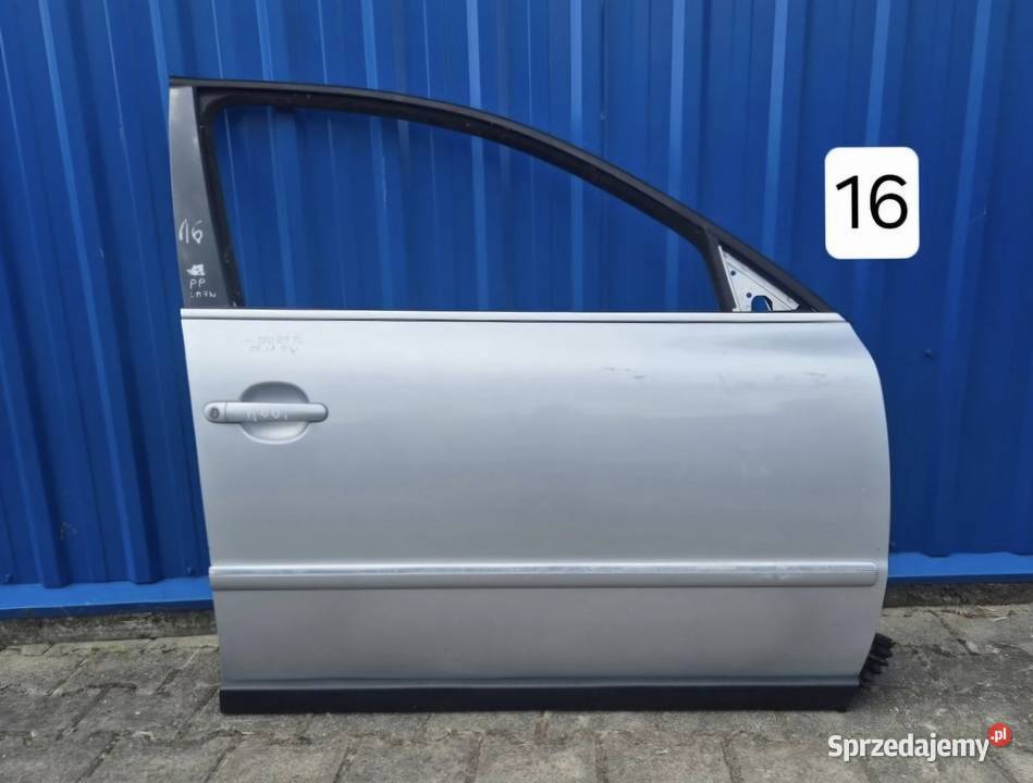 DRZWI PRZÓD PRAWY PRAWE VW PASSAT B5 FL LA7W Działoszyce