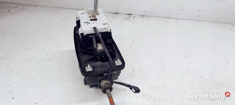 WYBIERAK LEWAREK AUDI A6 C6 AUTOMAT 4F2713041AC Przystajń
