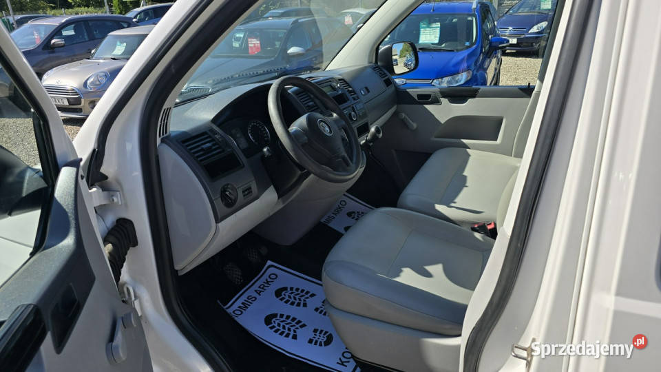 Volkswagen Transporter long 6 miejsc serwisowany wspomaganie kierownicy Zieleniewo sprzedam