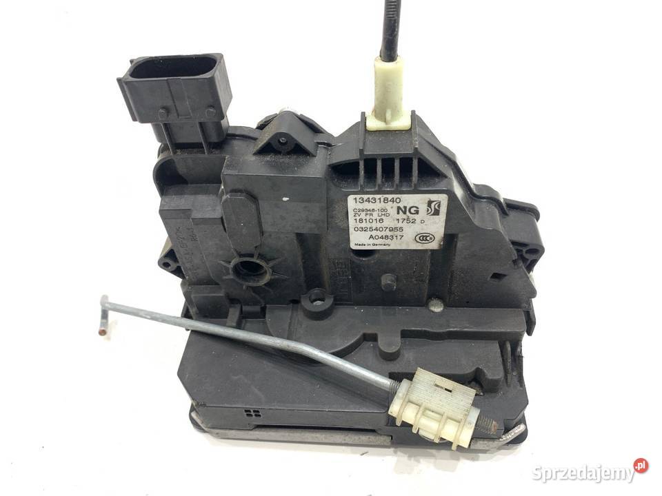 ZAMEK DRZWI PRAWY PRZÓD OPEL CORSA E Hatchback