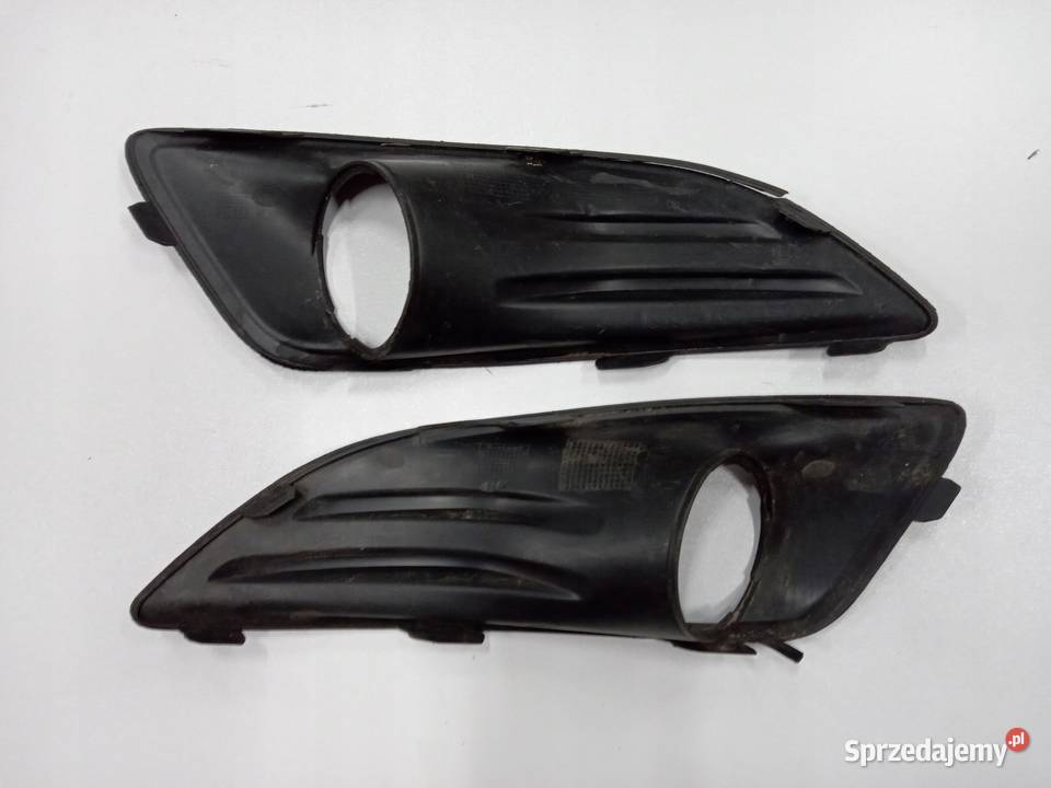 RAMKA HALOGENU ZDERZAKA PRAWA FORD FIESTA VI wielkopolskie