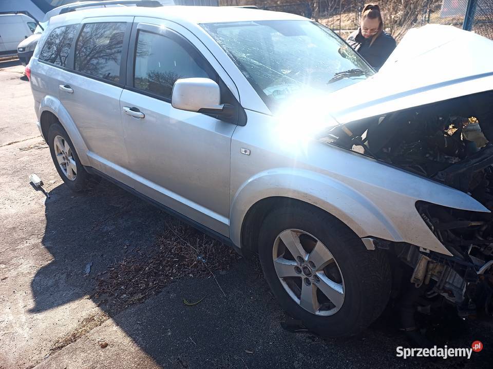 Uszkodzony 2011 Fiat freemont urban