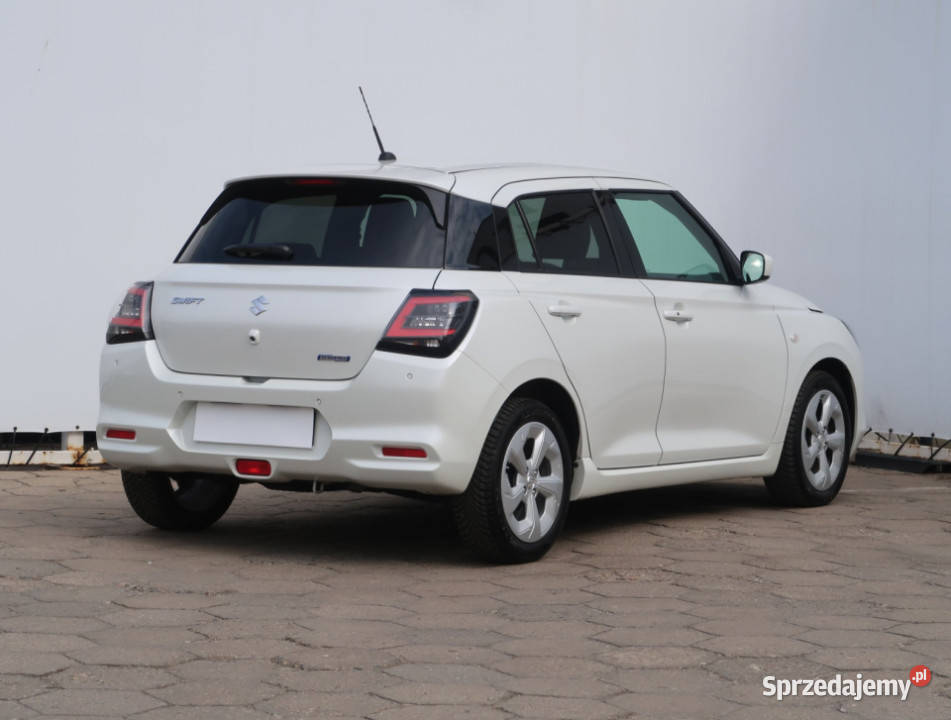 Suzuki Swift 12 15571km Swift Łódź