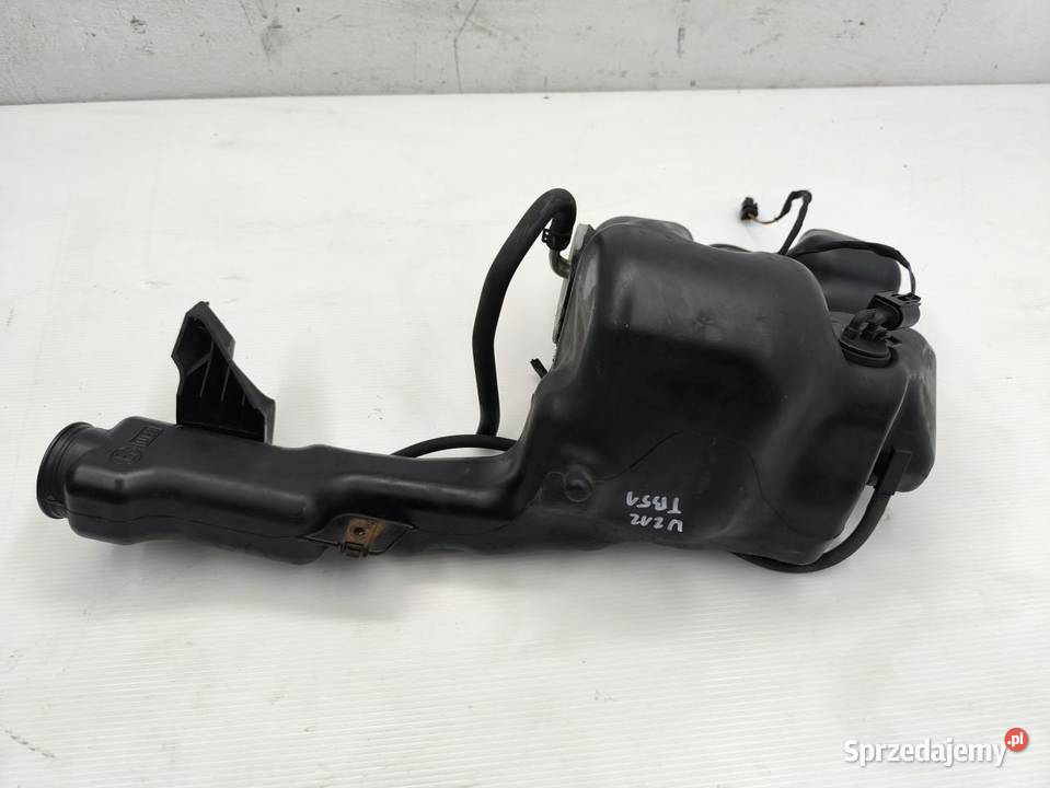 ZBIORNICZEK PŁYNU SPRYSKIWACZY MERCEDES ECLASA osobowe sprzedam