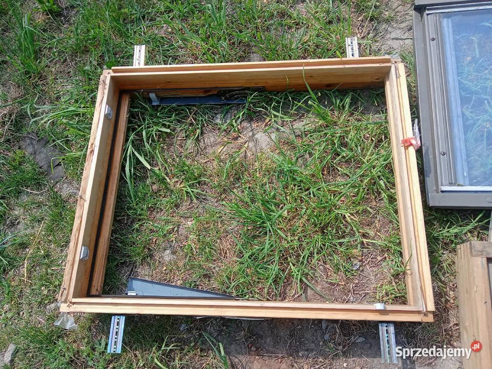 Okno dachowe velux Fakro rozmiar 98 na 78 Brzozówka