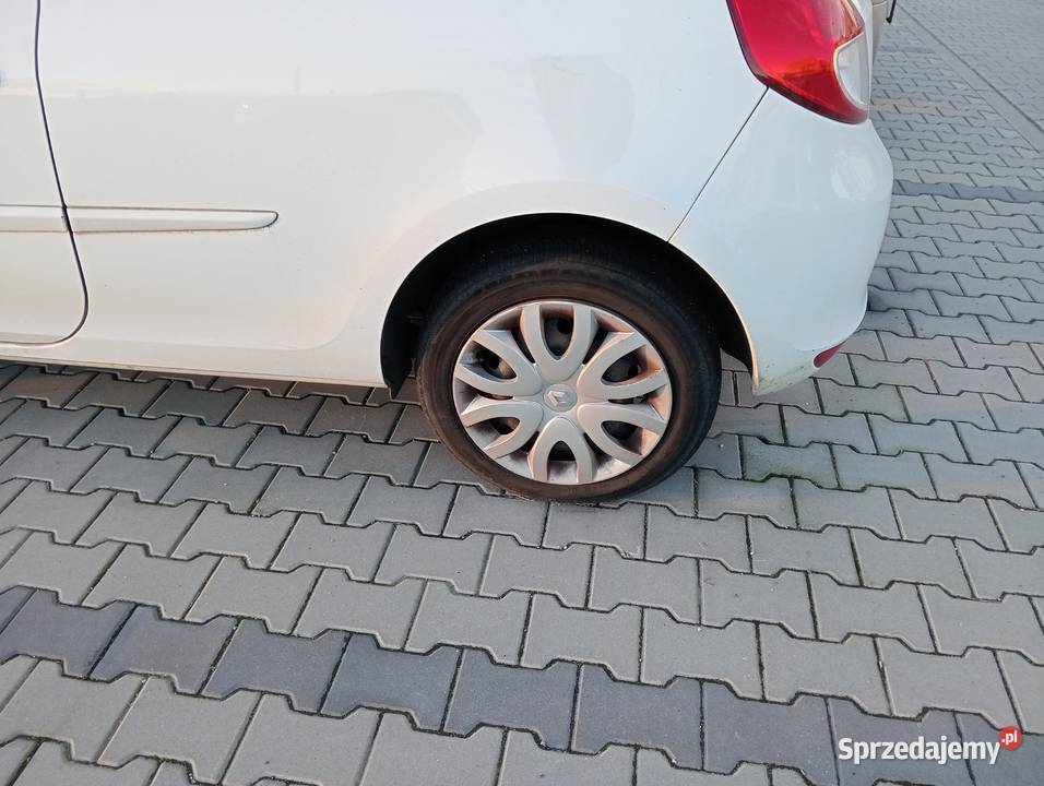 Renault Clio 3 uszkodzone Zacharzyce