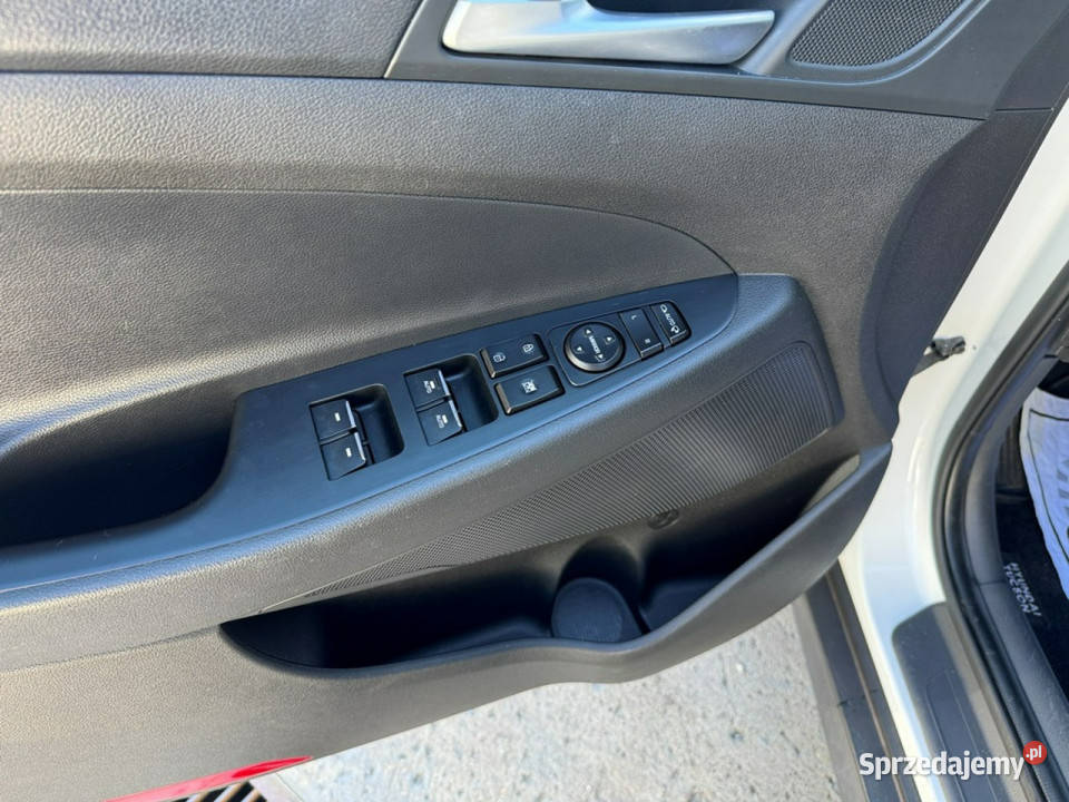 Hyundai Tucson SALON POLSKA BEZWYPADKOWY Pisemna czujnik zmierzchu Konin sprzedam