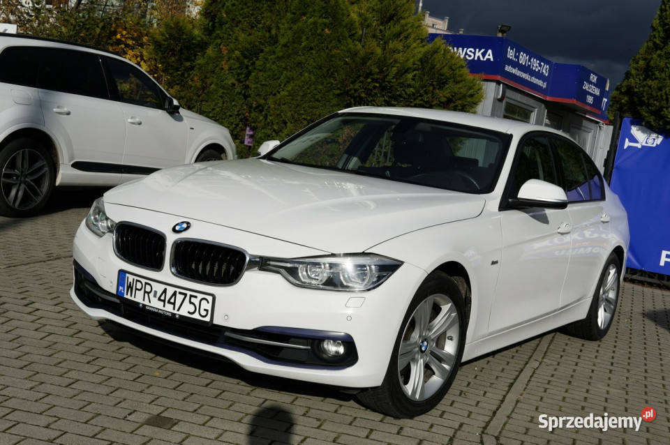 BMW 318 salon Polska super stan Sport Line podgrzewane fotele Warszawa