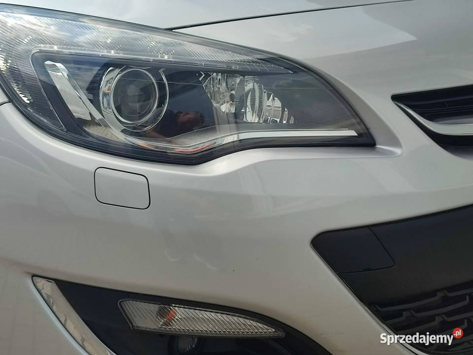 Opel Astra ksenon navi kamera bezwypadkowa łódzkie Zgierz
