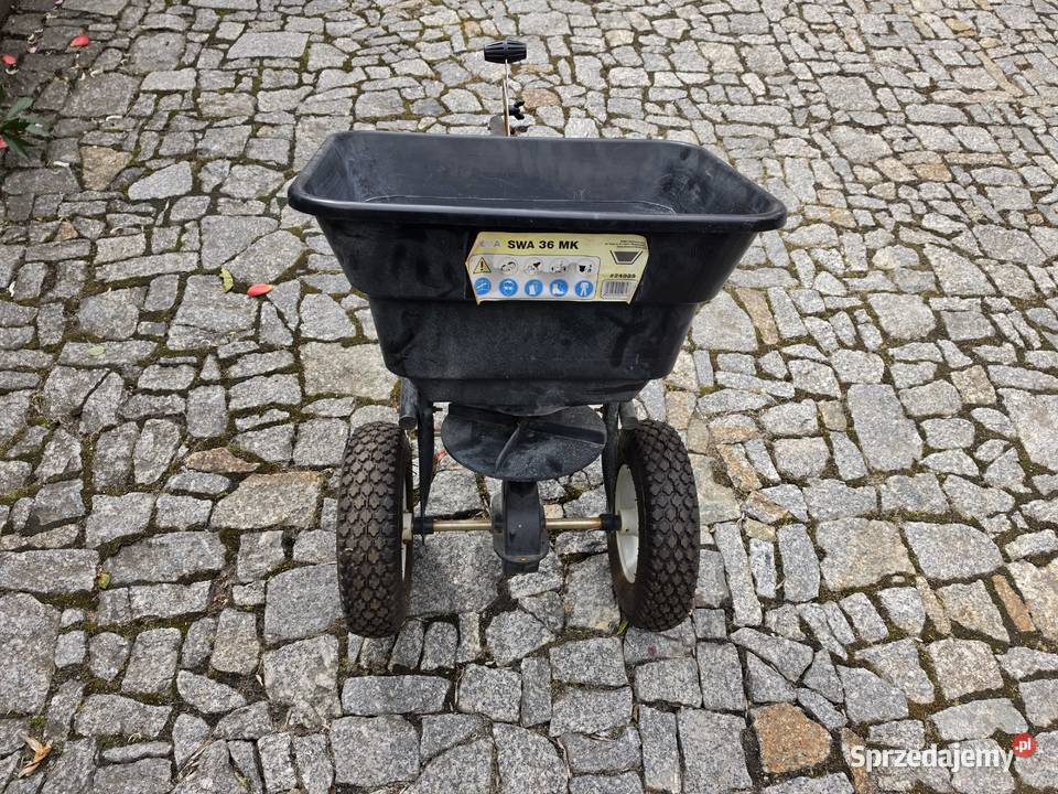 Siewnik rozsiewacz do nawozów sprzedam