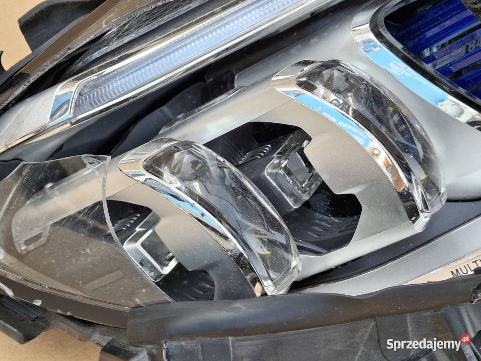 MERCEDES CKLASA W205 REFLEKTOR PRAWY MULTIBEAM