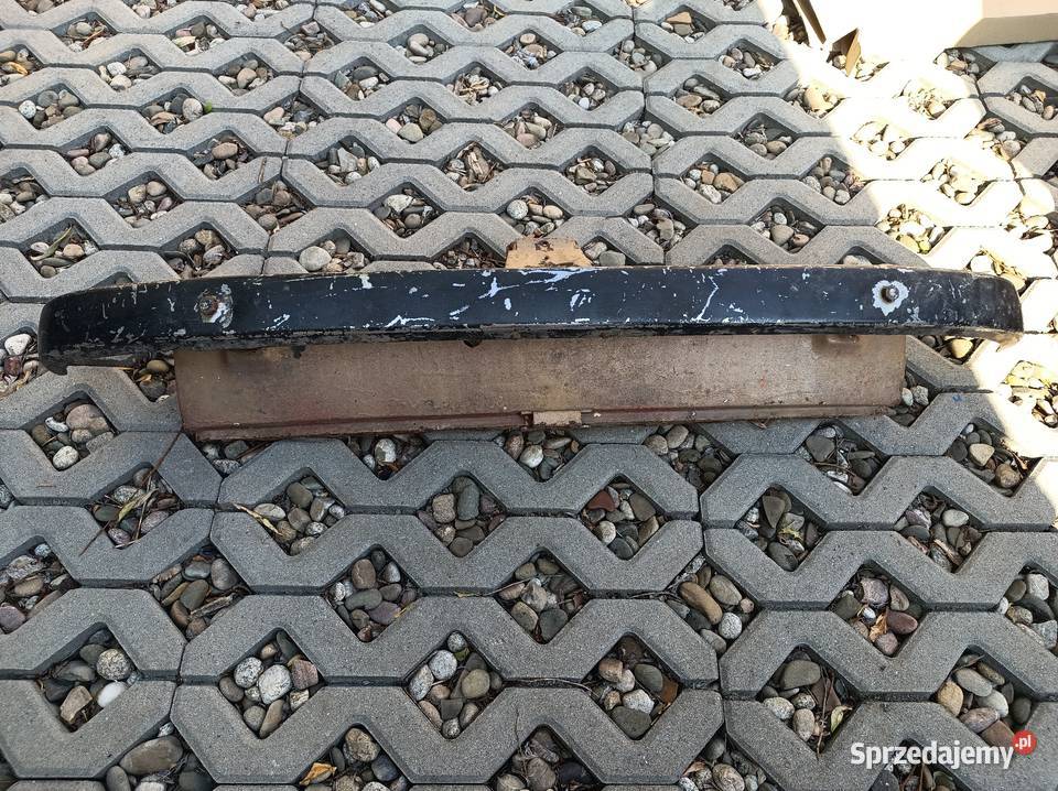 Pas tylni starego Fiat 126 bambino Kraków
