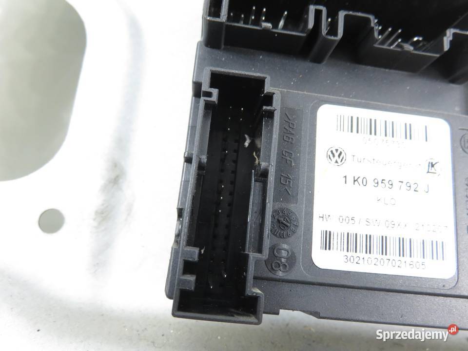 PODNOŚNIK SZYBY PRAWY PRZEDNI VW CADDY III