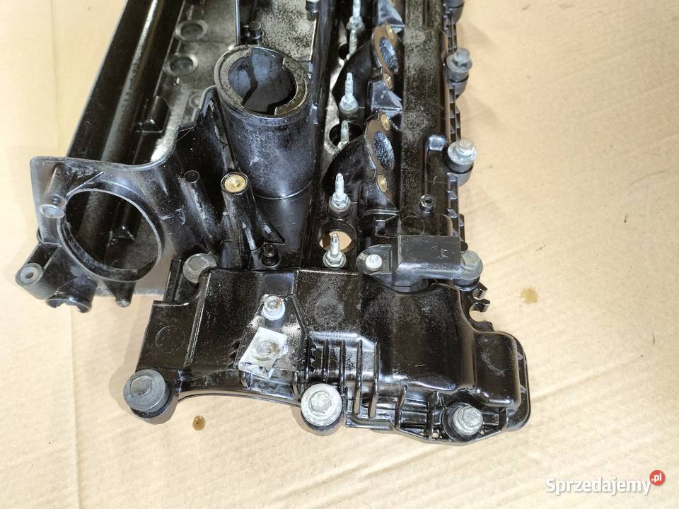 Pokrywa głowicy z odmą BMW E46 E60 E61 E65 E66