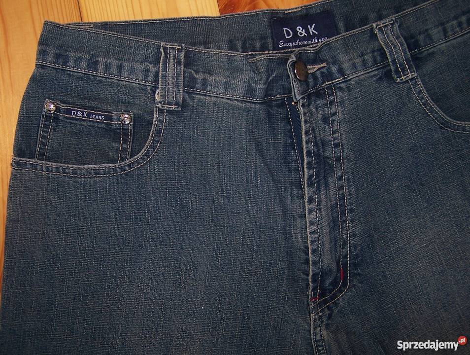 Krótkie spodenki szorty DK Białystok