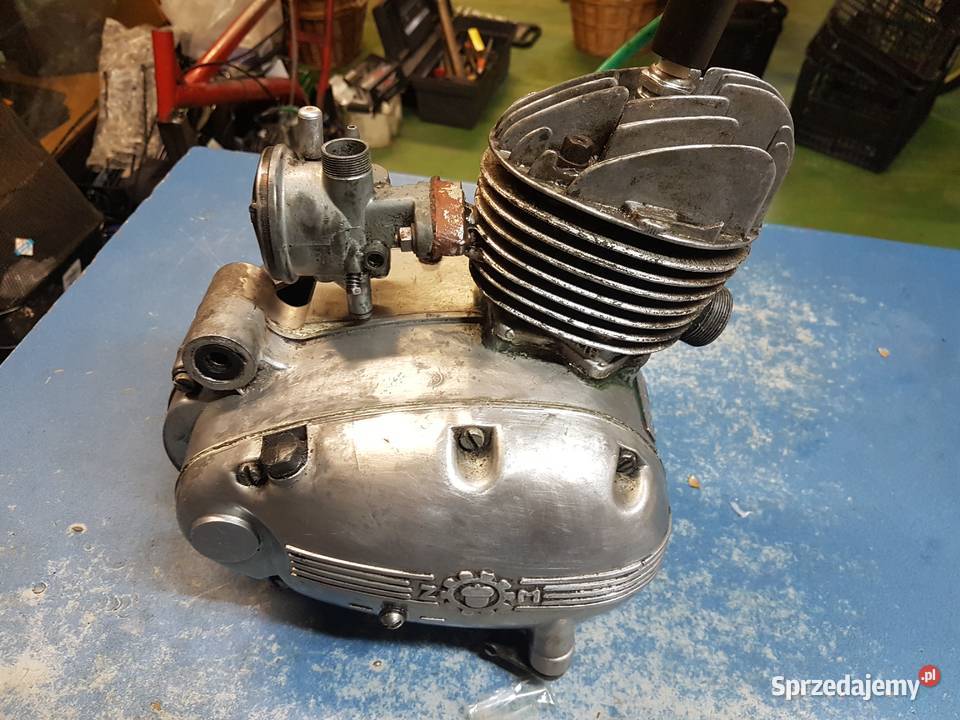 SILNIK KOMAR 025 T100 Mogilno