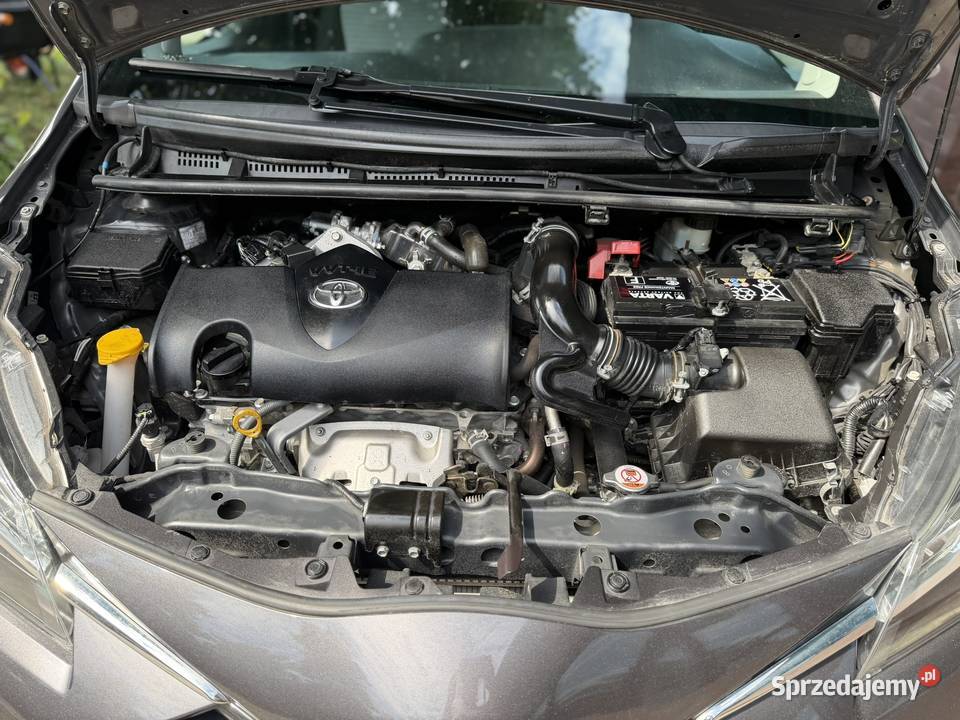 Toyota Yaris 15 benzyna 2018 29 000 webasto Kozery