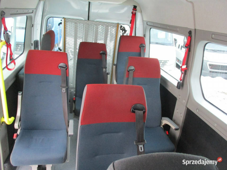 Renault Master 23 DCI 145 L2H2 9 miejsc najazd