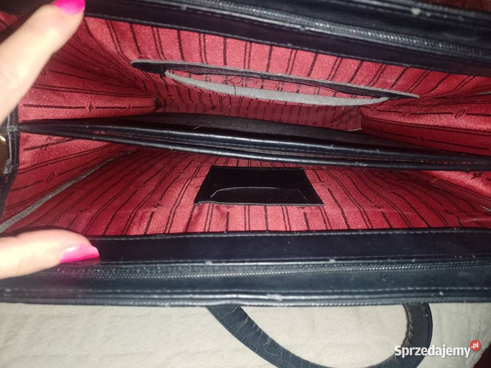 Luis Vuitton Czarna torebka biznesowa do ręki Kraków
