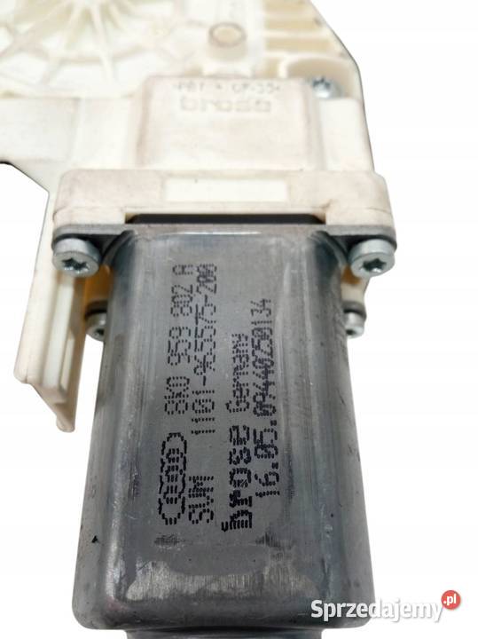 MECHANIZM SZYBY PRAWY PRZÓD 8K0831462 8K0959802A