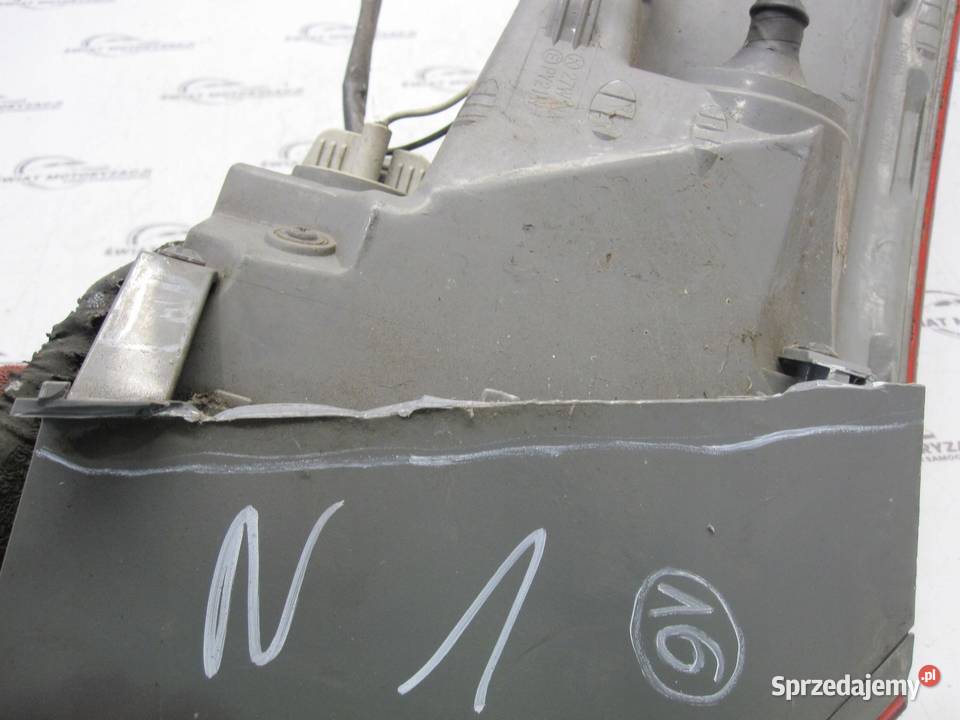 HYUNDAI i40 12r lampa prawa tył 924023Z000 świętokrzyskie