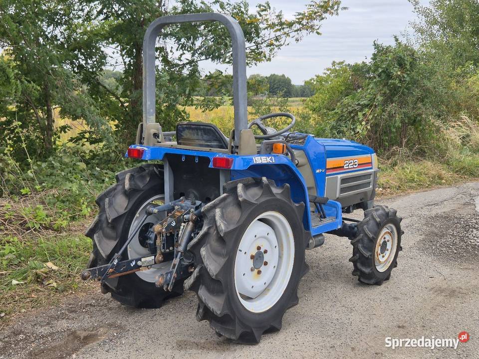 Traktorek ISEKI TF223F 22 44 Wspomaganie Napęd 4x4 Małuszyn sprzedam