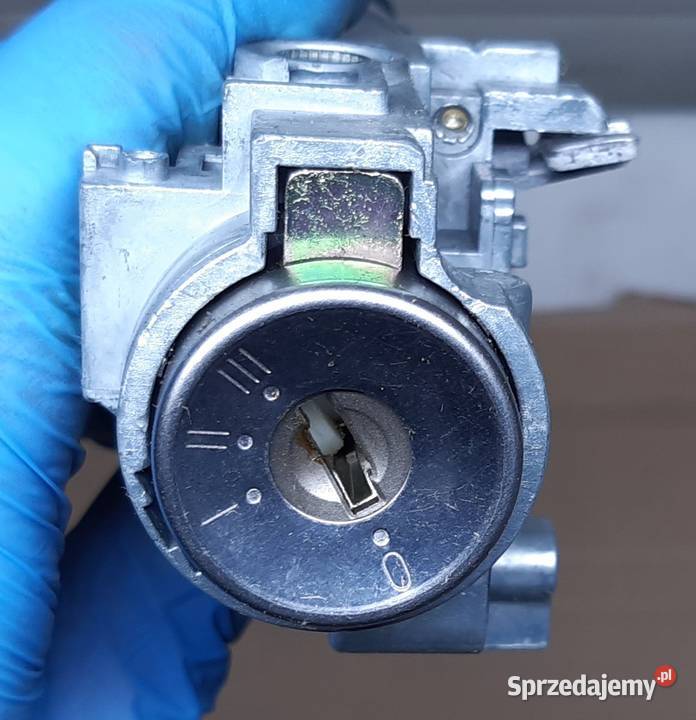 WKŁADKI DRZWI BAGAŻNIKA STACYJKA HONDA CIVIC V osobowe dolnośląskie Mielęcin sprzedam