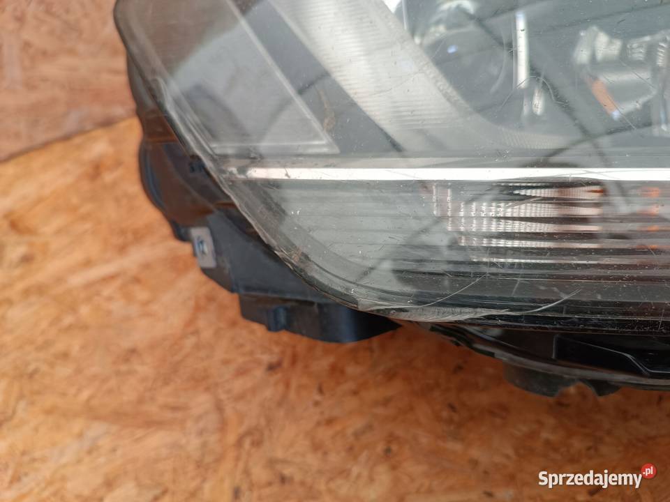 LAMPA PRAWY PRZÓD EU REFLEKTOR 5G1941034 Nowy Tomyśl