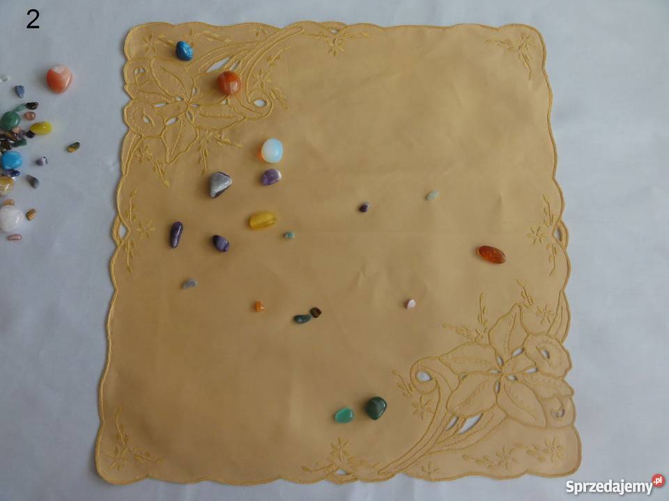 Serwetki kolorowe złote wyszywane haft Richelieu Lublin