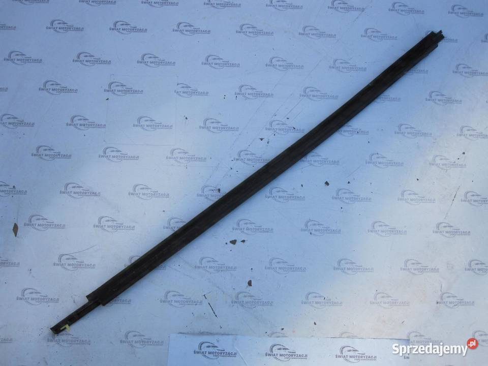 TOYOTA PRIUS II XW20 08r listwa zgarniająca świętokrzyskie
