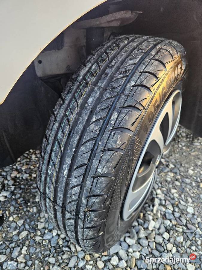 Super stan navi czujniki cofania serwis Partner małopolskie sprzedam